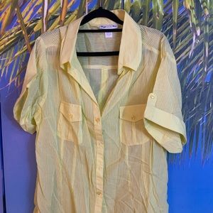 WEIGHT LOSS SALE! Brand new NEVER WORN yellow blouse! Size runs small.